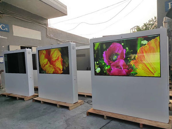 Outdoor lcd kiosk advertising player